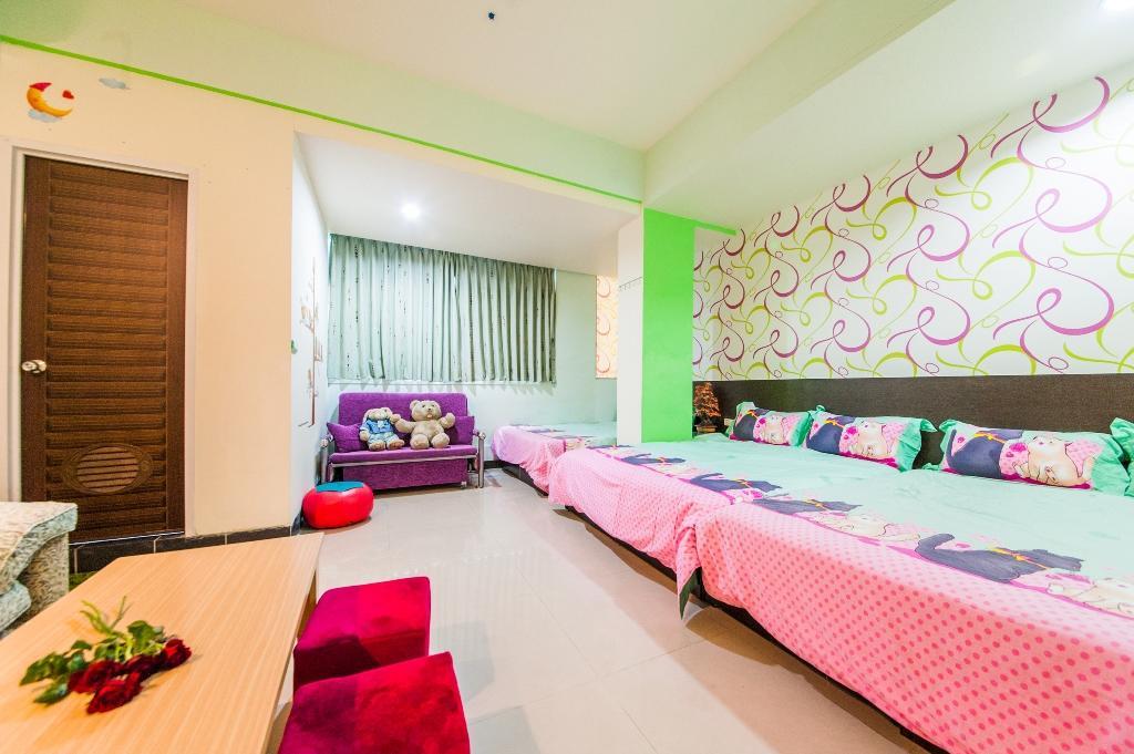 Love Night Market Inn Luodong Exterior photo
