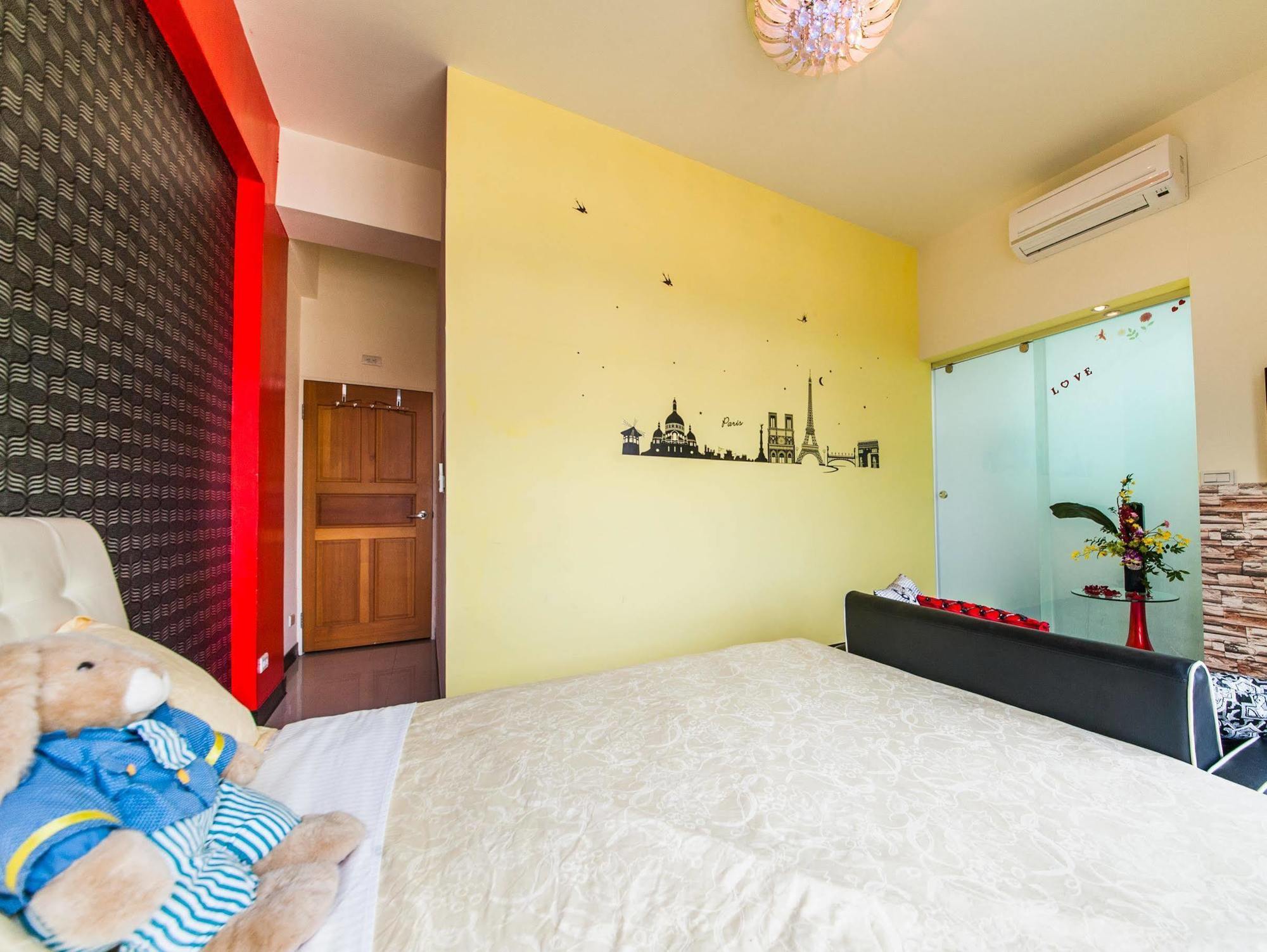 Love Night Market Inn Luodong Exterior photo
